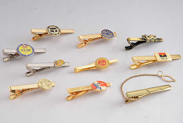 定制徽章的可以搭配的配件有哪些,徽章配件如何選擇？