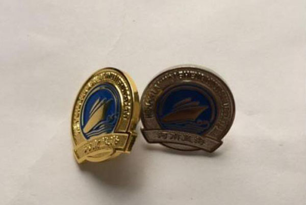 徽章定制logo的四種方式有哪些,徽章上如何定制LOGO