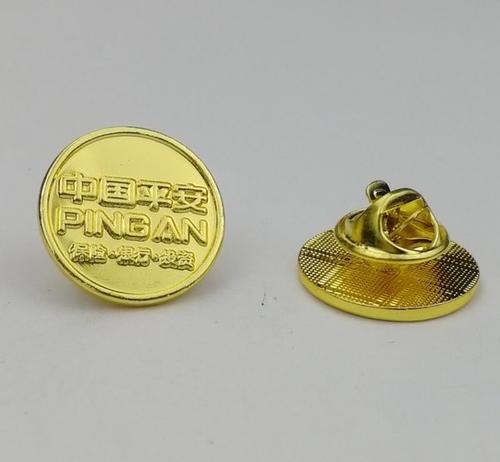 銀行員工定制徽章哪家好,選擇哪個(gè)廠家會(huì)更靠譜?