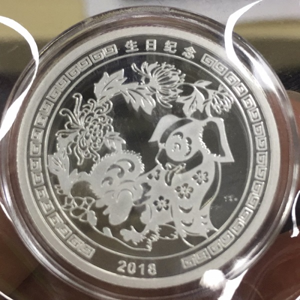 定制金銀獎(jiǎng)牌價(jià)格在多少錢(qián)，金銀獎(jiǎng)牌定制費(fèi)用一般是多少？