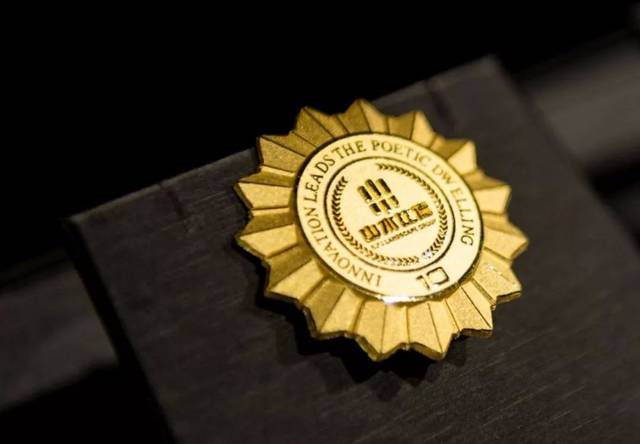 紀念徽章胸章定制常見尺寸規(guī)格及薄厚各是多少一般多少錢